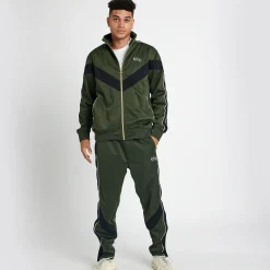 Outerwear><noscript><img width=