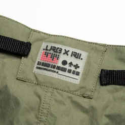 Pants><noscript><img width=